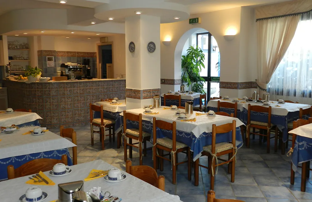 Hotel Punta Mesco-1