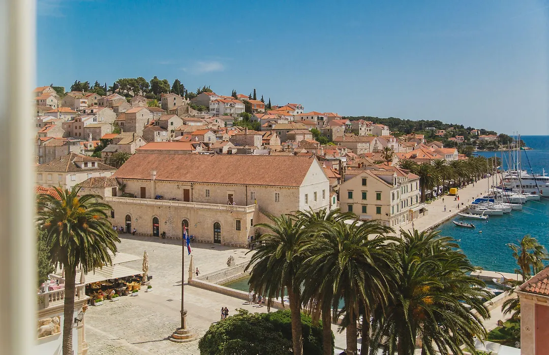 Park Hvar-1
