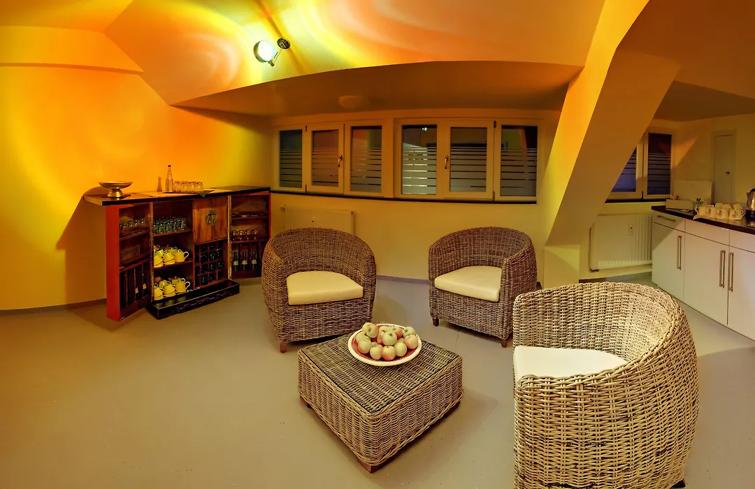 V8 Hotel Motorworld Region Stuttgart-1