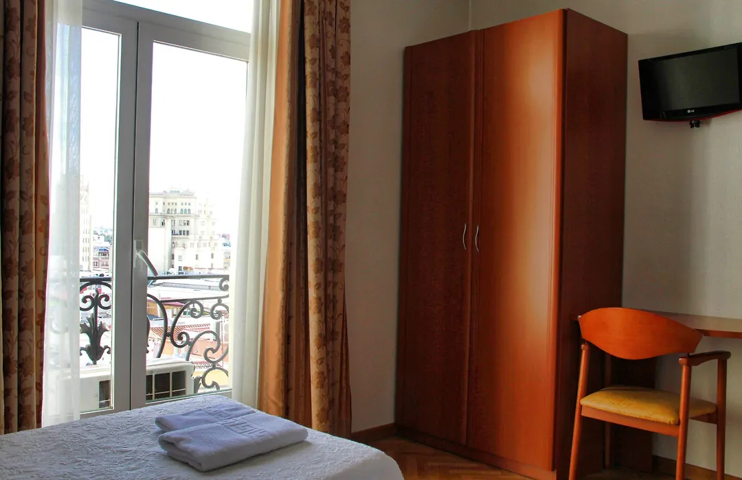 Hostal Luis XV-1