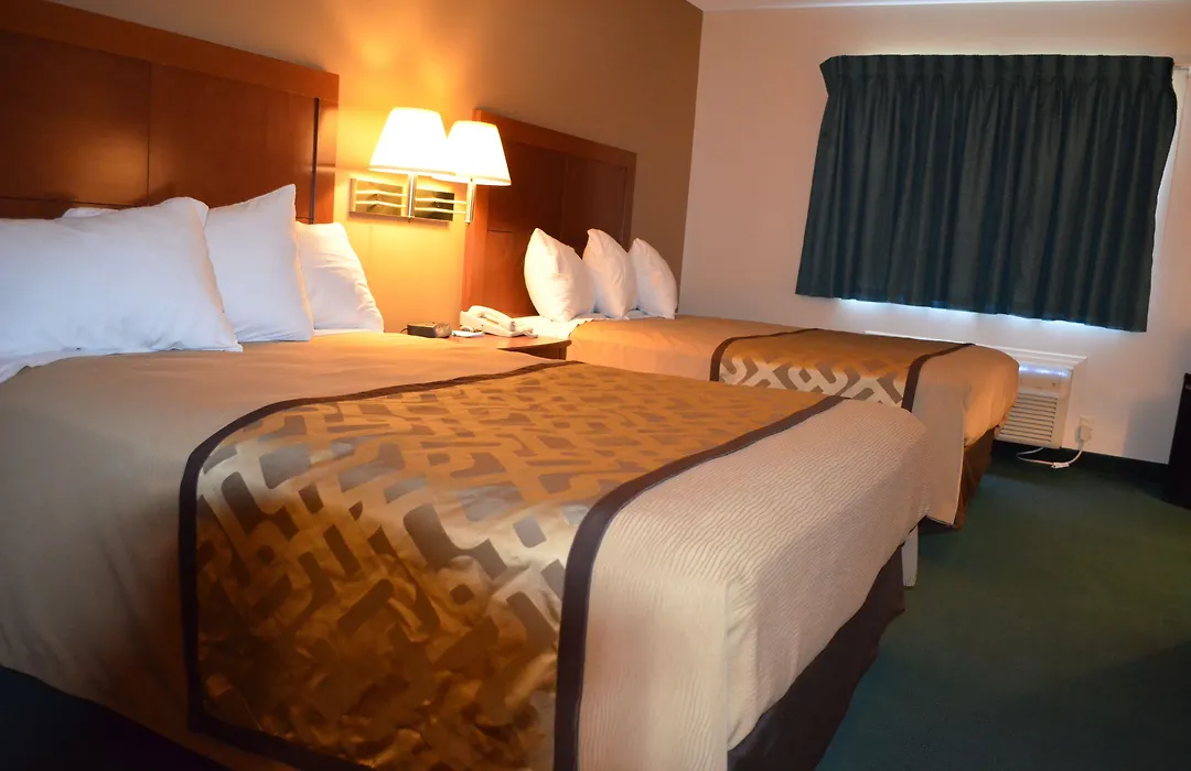 Brookshire Inn & Suites-1