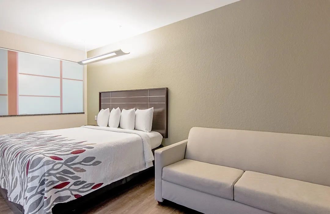 Red Roof Inn Locust Grove-1