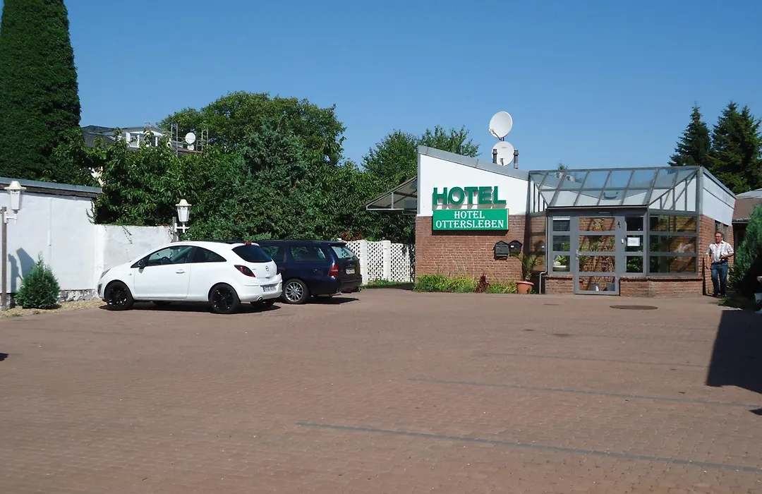 Hotel Ottersleben-1