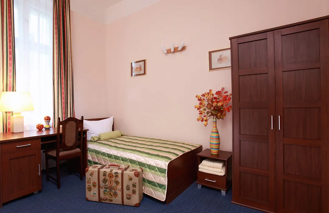 Hotel Central Inn Am Hauptbahnhof Pension-1