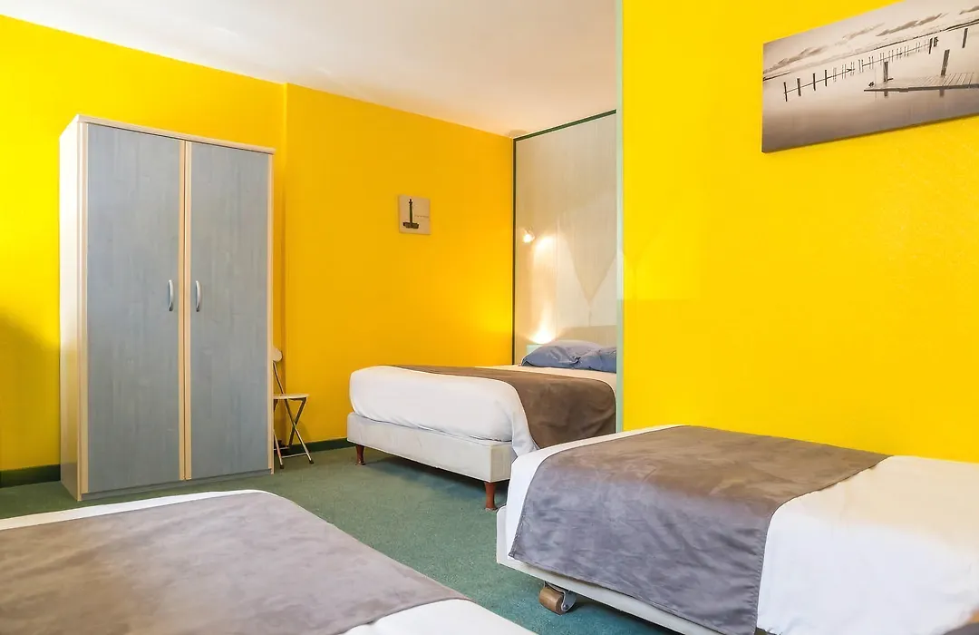 Hôtel Caravelle Contact Hôtel-1