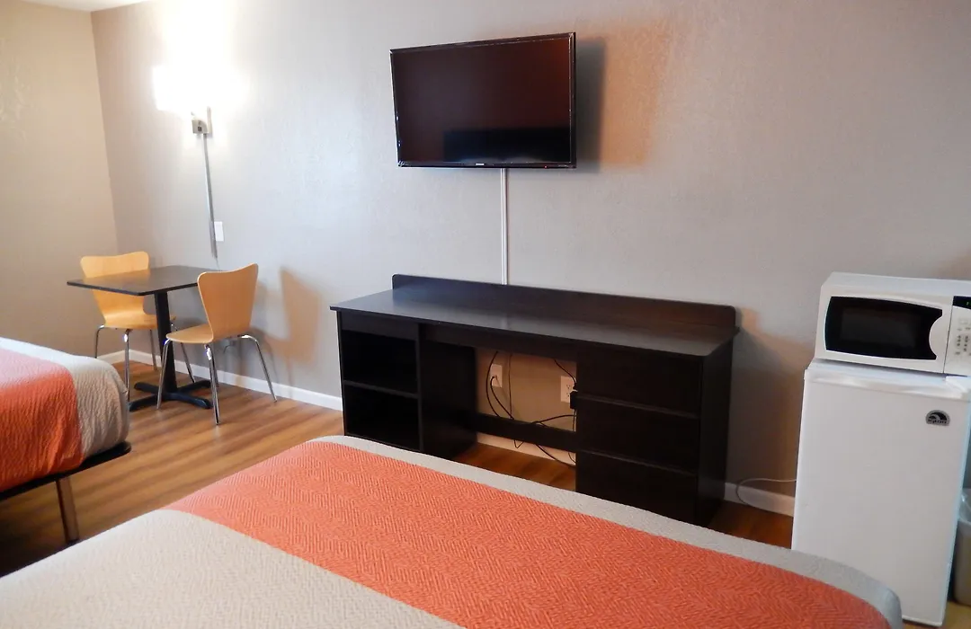 Motel 6-Rossford, Oh-1