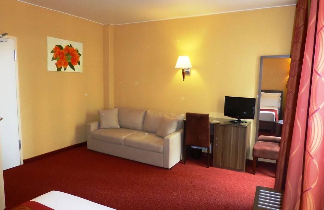 Hotel Capitole-1