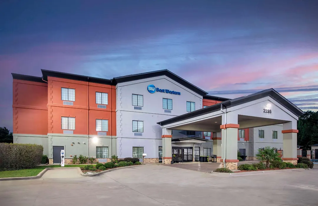 Best Western Carthage Inn & Suites-1
