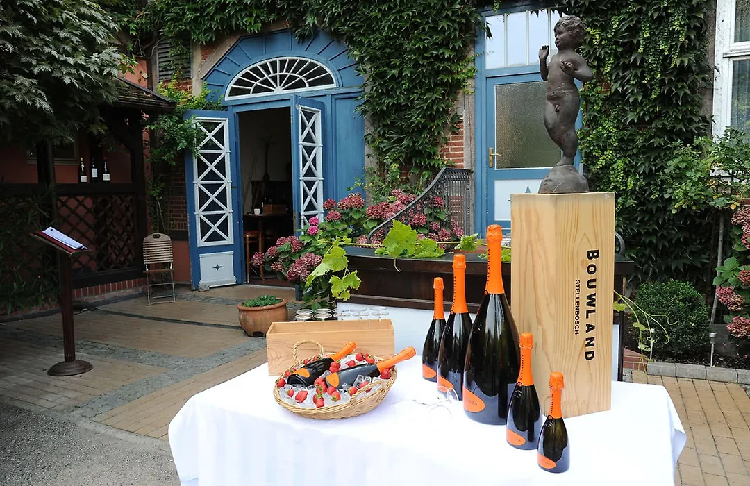 Weinhaus Woehler-1