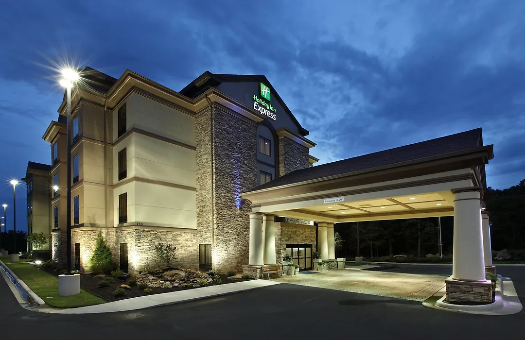 Holiday Inn Express & Suites Maumelle By Ihg-1