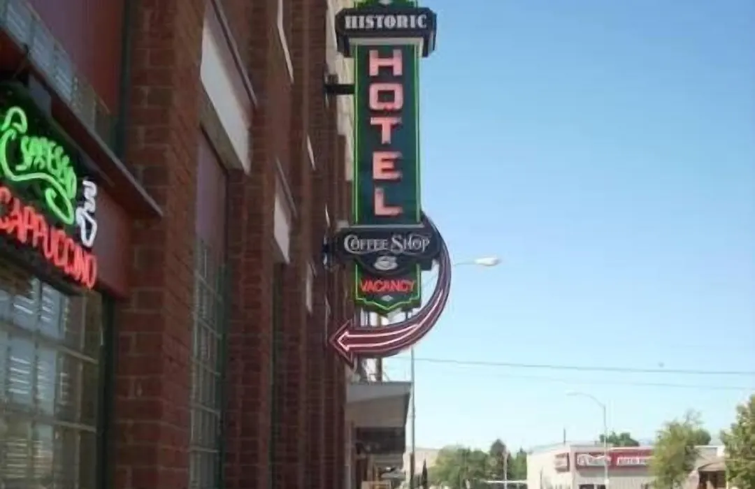 Historic Hotel Greybull-1