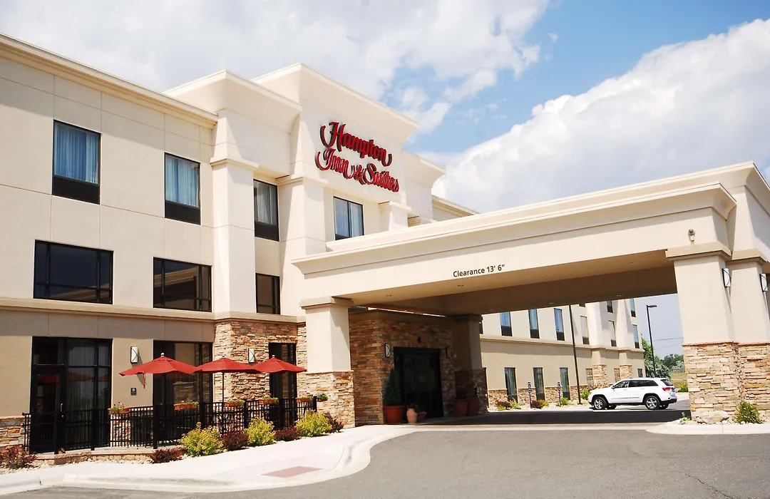 Hampton Inn & Suites Buffalo-1