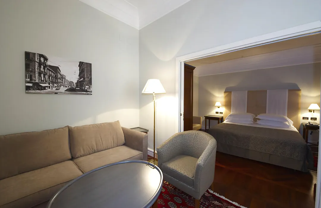 Grand Hotel Piazza Borsa-1