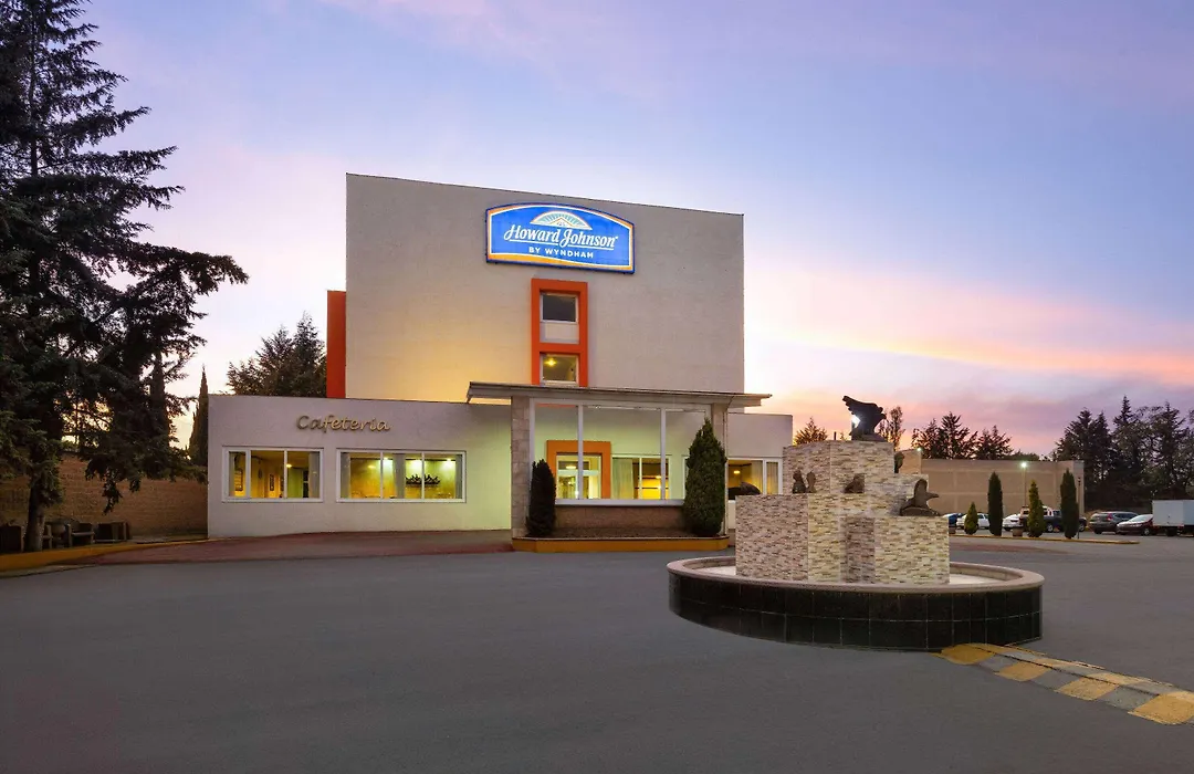 Howard Johnson By Wyndham Toluca-1