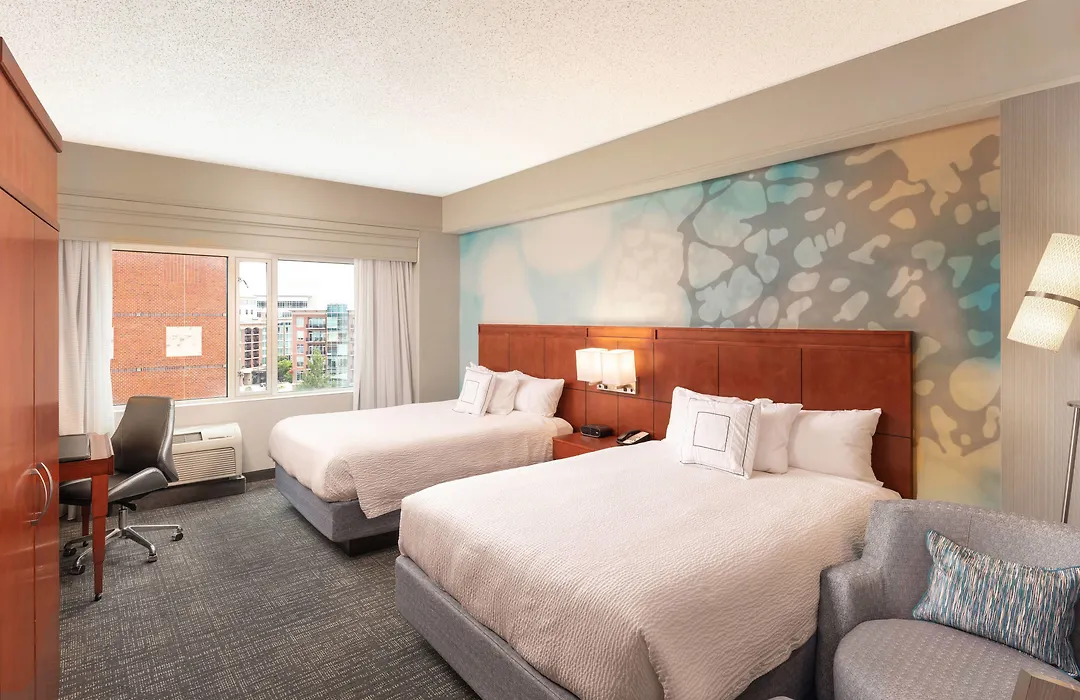 Courtyard By Marriott Greenville Downtown-1