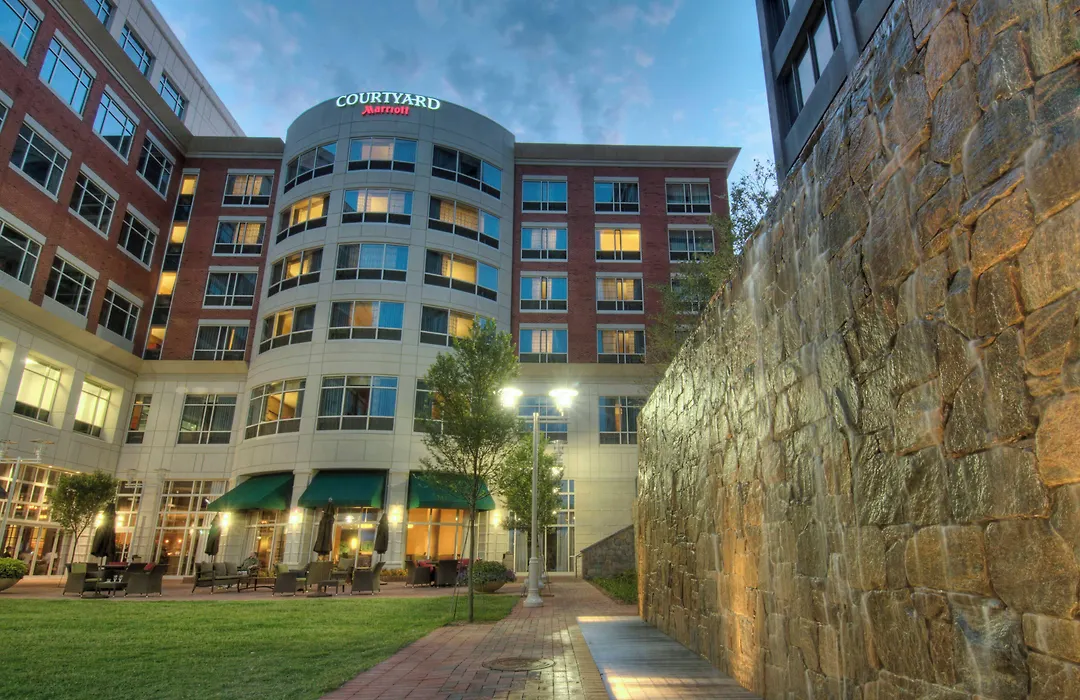 Courtyard By Marriott Greenville Downtown-1
