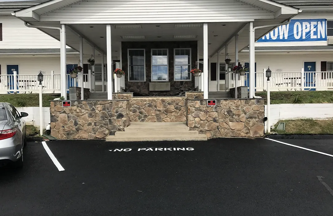 Motel 6-Front Royal, Va-1