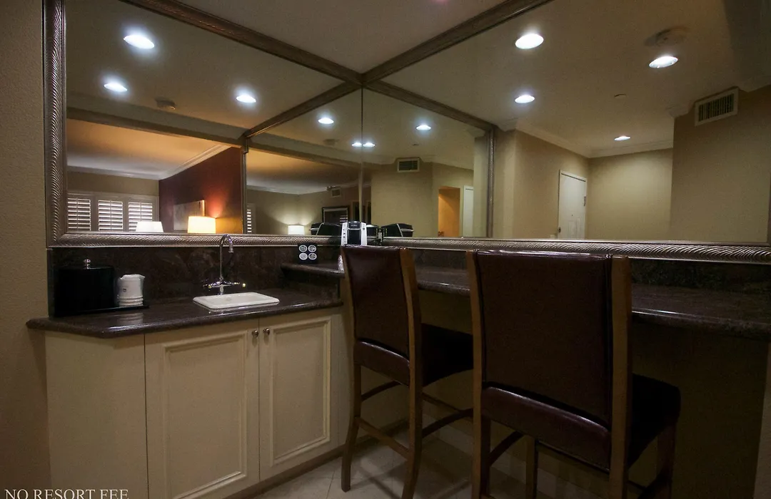 Best Western Plus Casino Royale - Center Strip-1