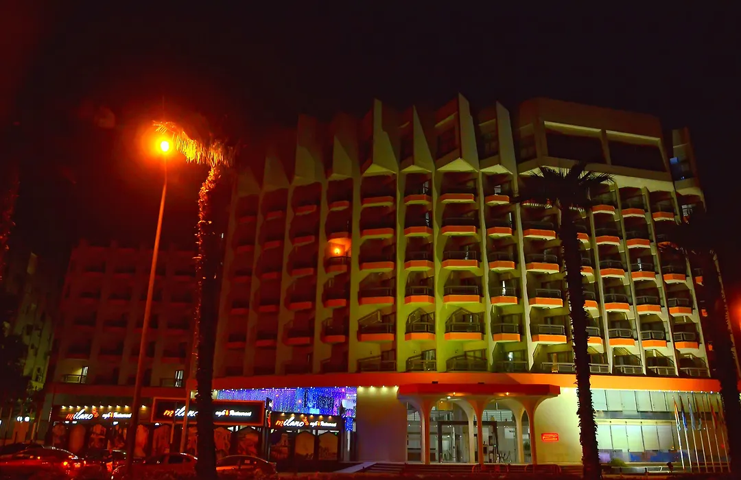 Aracan Pyramid Hotel-1