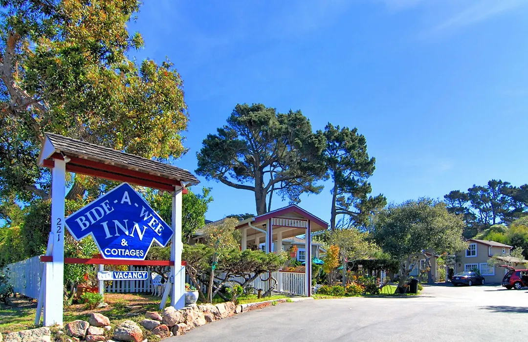 Bide-A-Wee Inn And Cottages-1