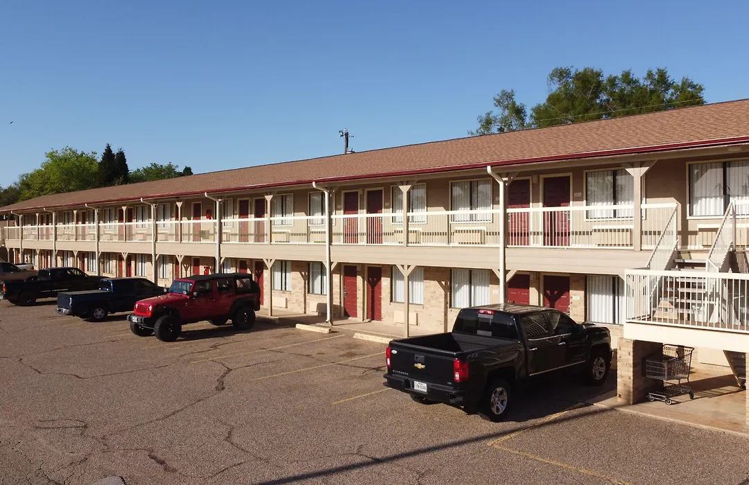 Countryside Inn-1