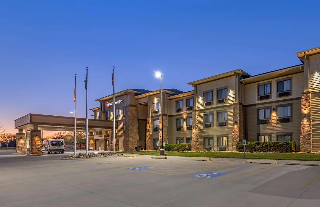 Best Western Plus Grand Island Inn And Suites-1