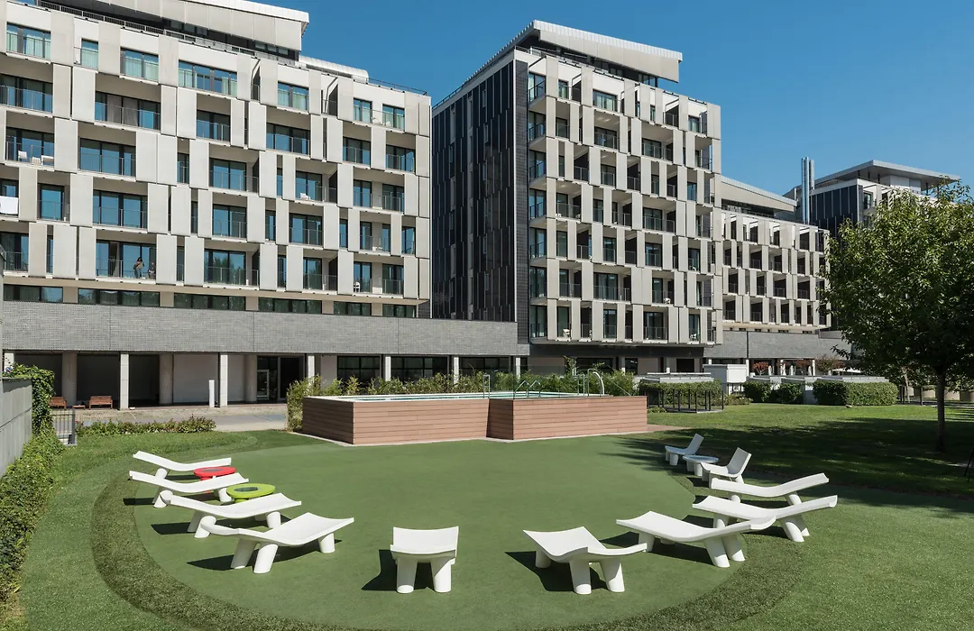 Ramada Plaza By Wyndham Milano-1