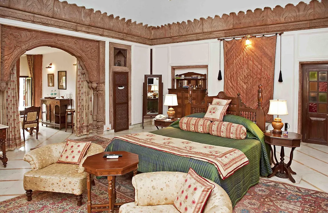 Welcomheritage Bal Samand Lake Palace-1