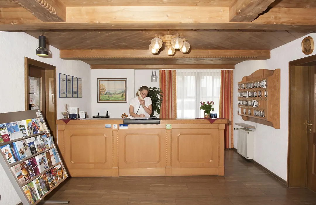 Hotel Seeblick & Ferienwohnung-1