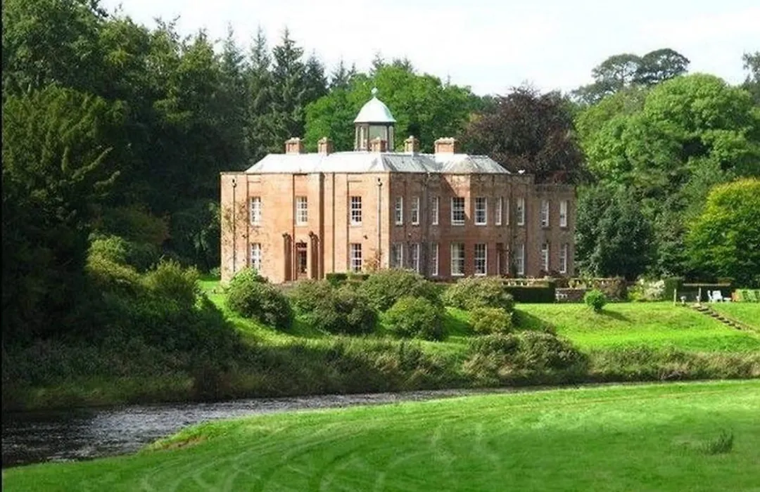 Warwick Hall-1