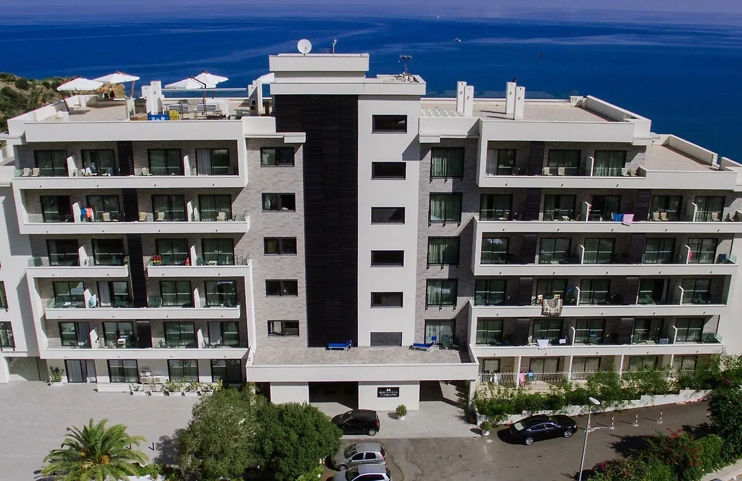 Hotel Santa Lucia Le Sabbie D'Oro-1