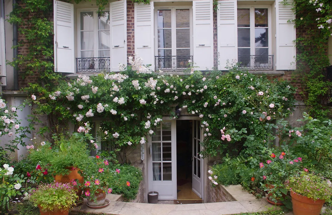 Villa Escudier Appart-hôtel-1