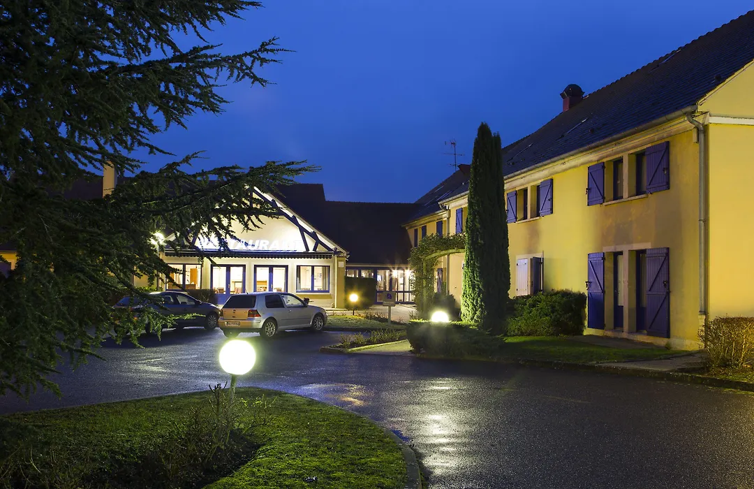 Comfort Hotel Etampes-1