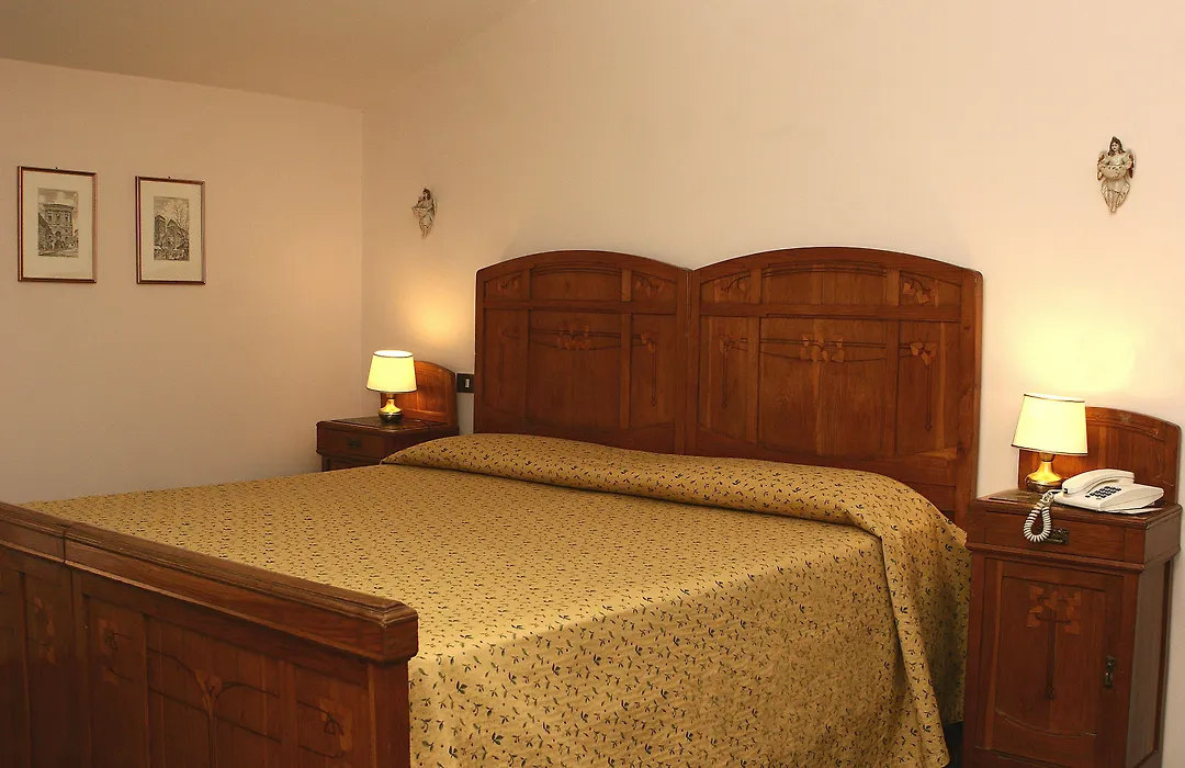 Hotel Torcolo "Residenze Del Cuore"-1