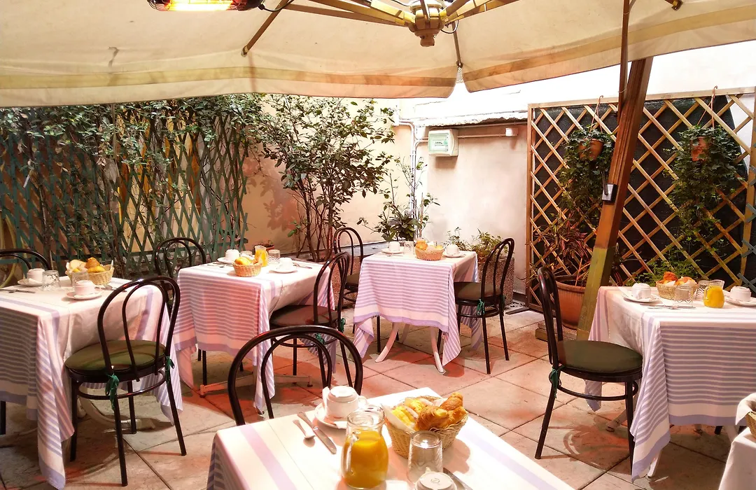 Hotel Torcolo "Residenze Del Cuore"-1