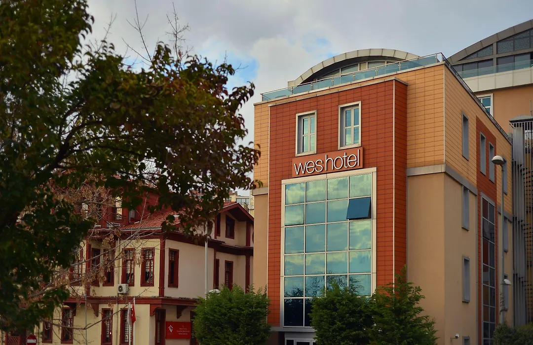 Wes Hotel-1