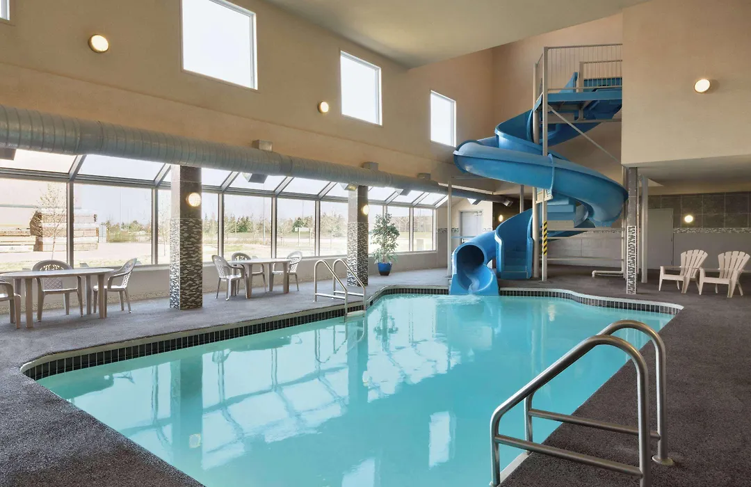 Days Inn By Wyndham Regina Airport West-1