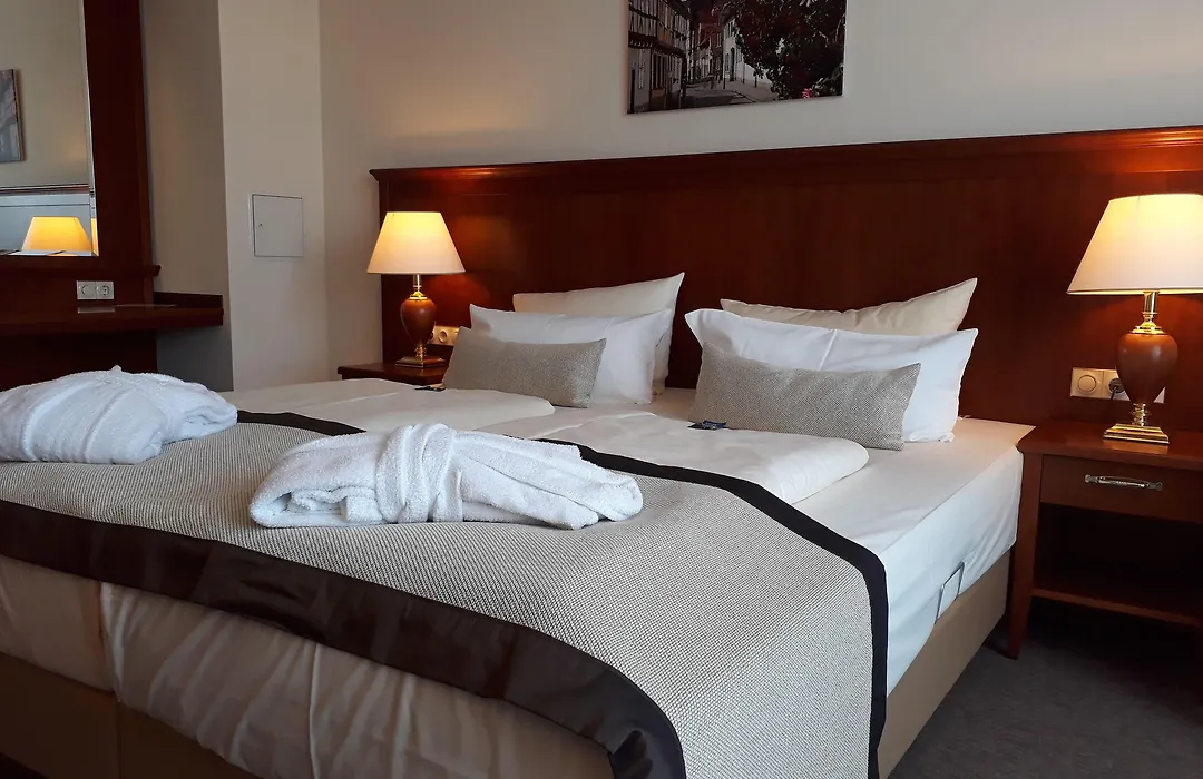 Hotel Hanseatischer Hof-1