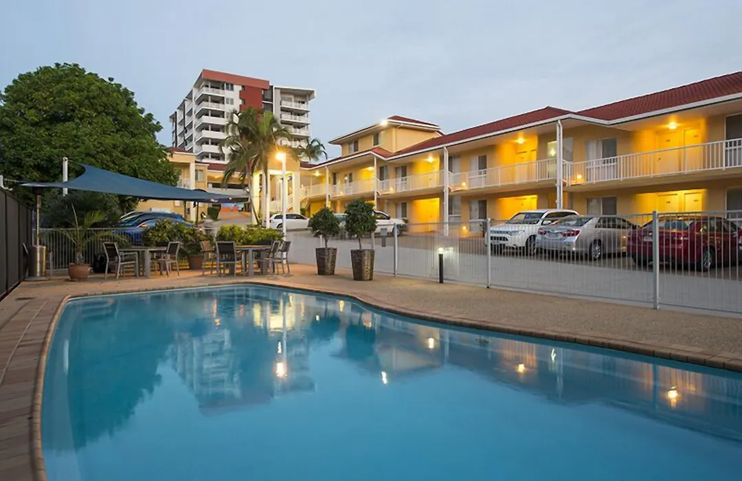 Harbour Sails Motor Inn-1