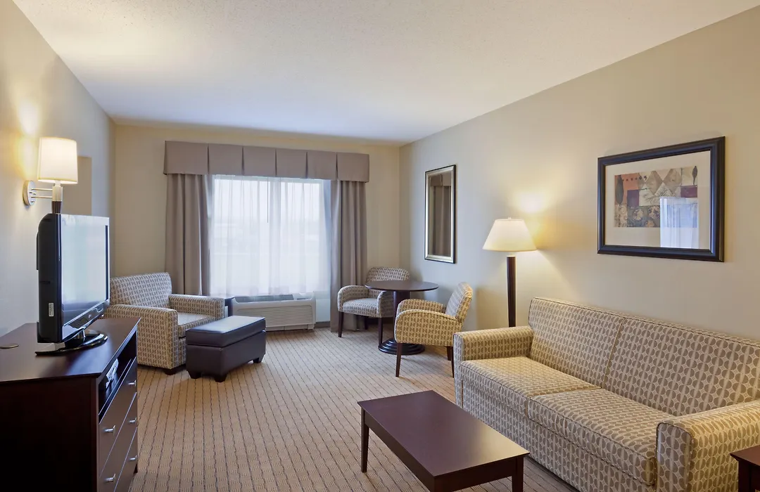 Holiday Inn Express & Suites Malone By Ihg-1
