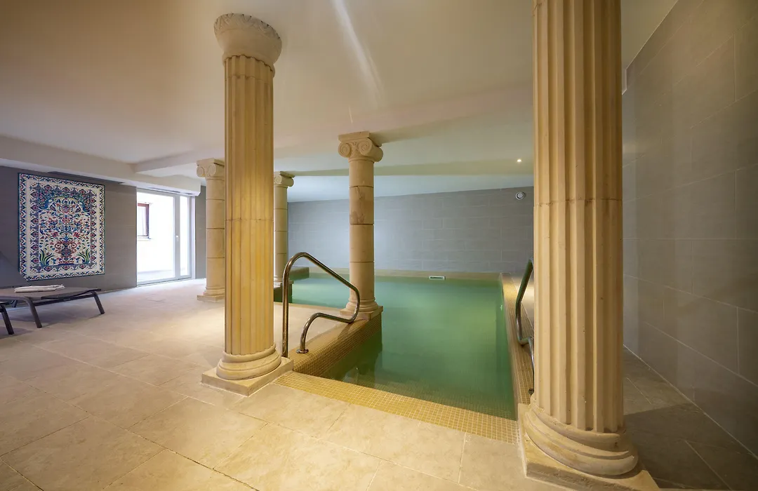 Hotel Majestic Alsace - Strasbourg Nord-1