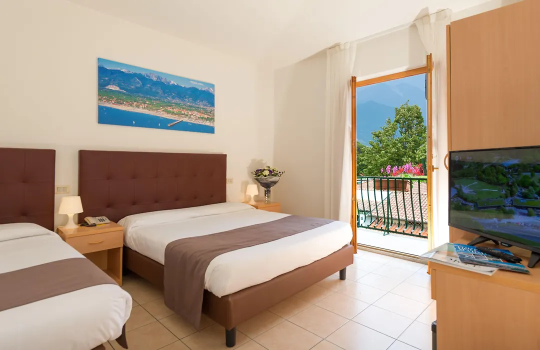 Hotel La Pace-1
