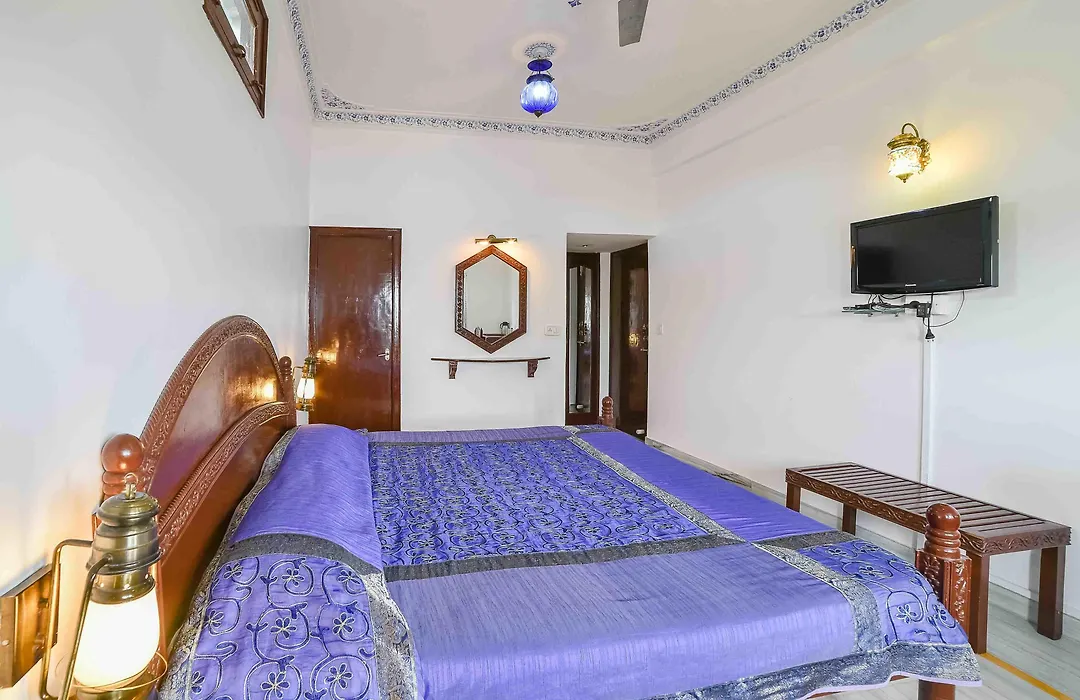 Hotel Sargam Sadan-1