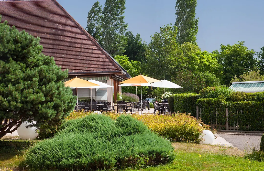 Logis Hostellerie D'Aussois-1