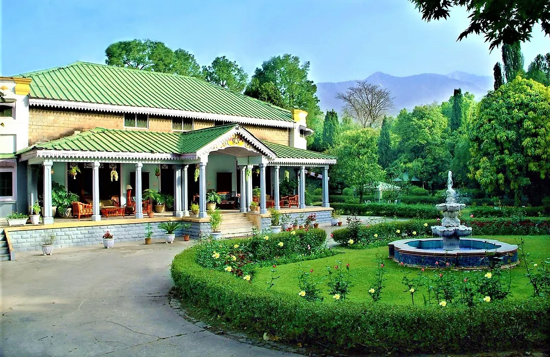 Welcomheritage Taragarh Palace-1