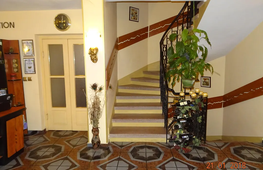 Hotel Color-1