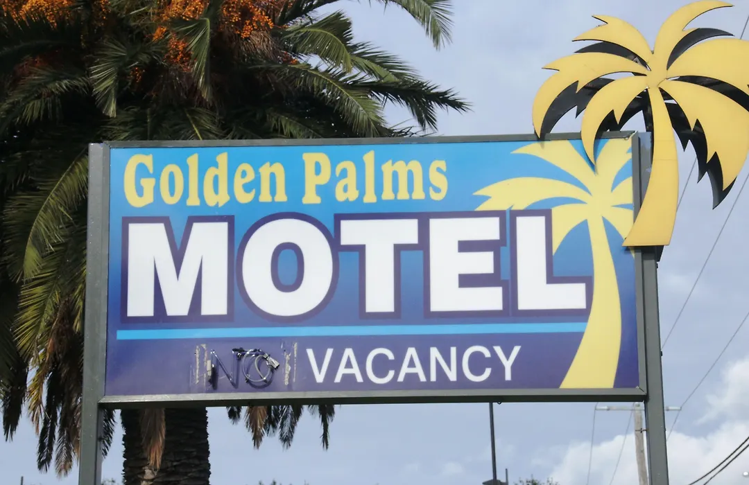 Golden Palms Motel-1