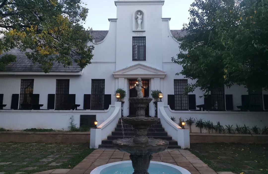 Constantia Guest Lodge-1