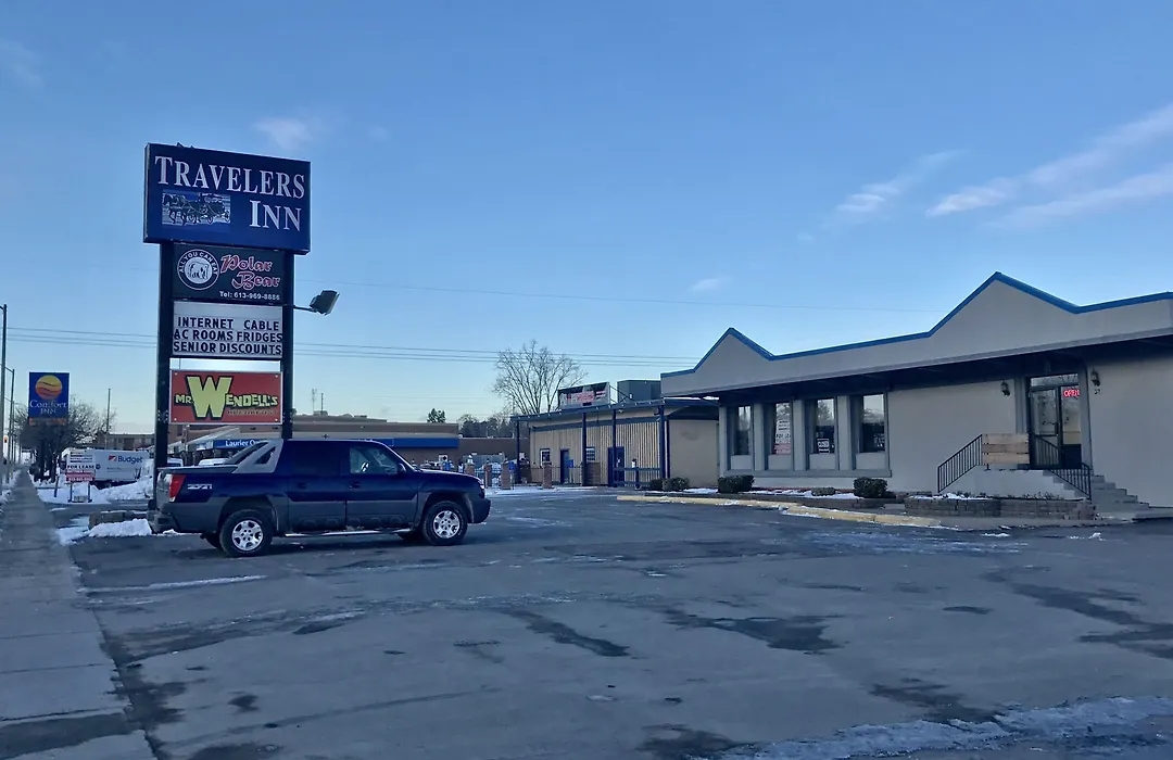 Travelers Inn-1