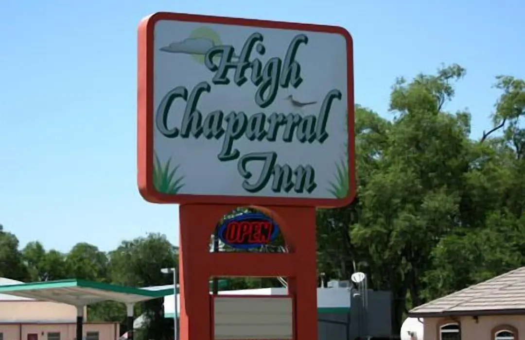 High Chaparral Inn-1